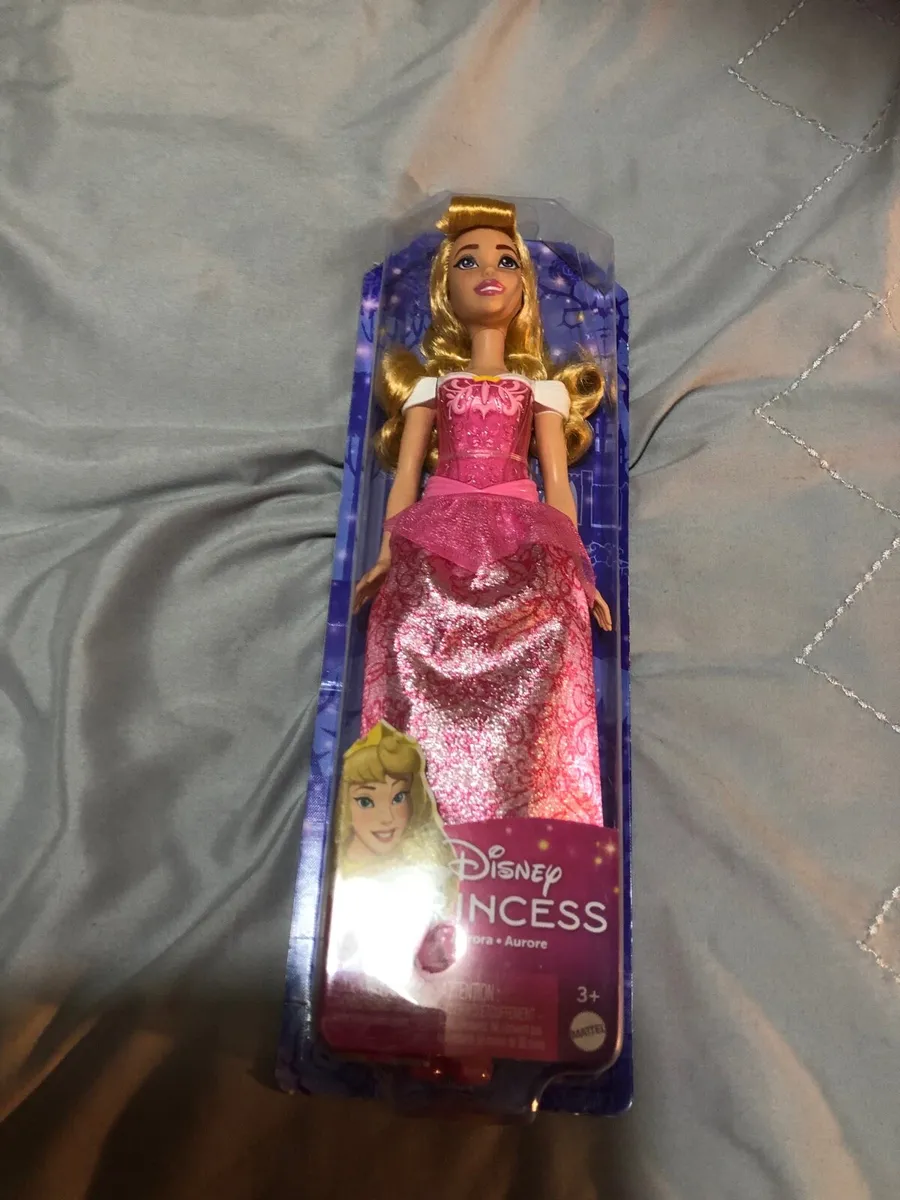 Girls new Disney doll €10 - Image 1