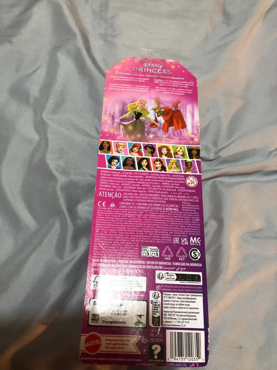 Girls new Disney doll €10 - Image 4