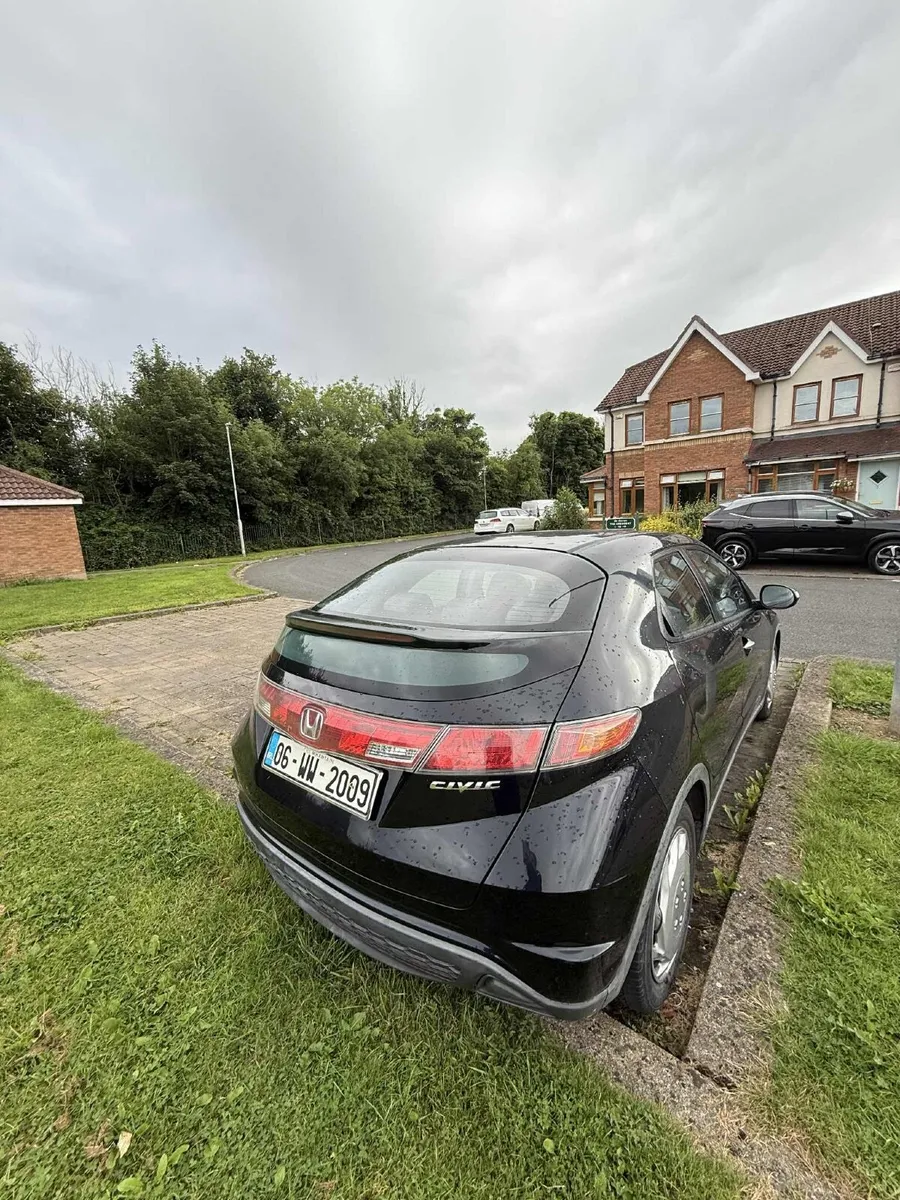 Honda Civic 2006 - Image 4