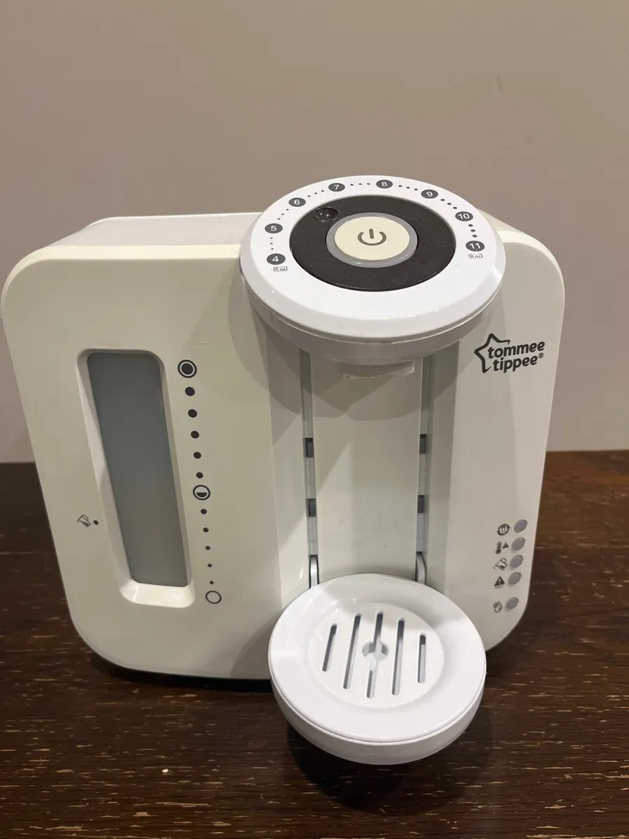 Tommee Tipee bottle maker