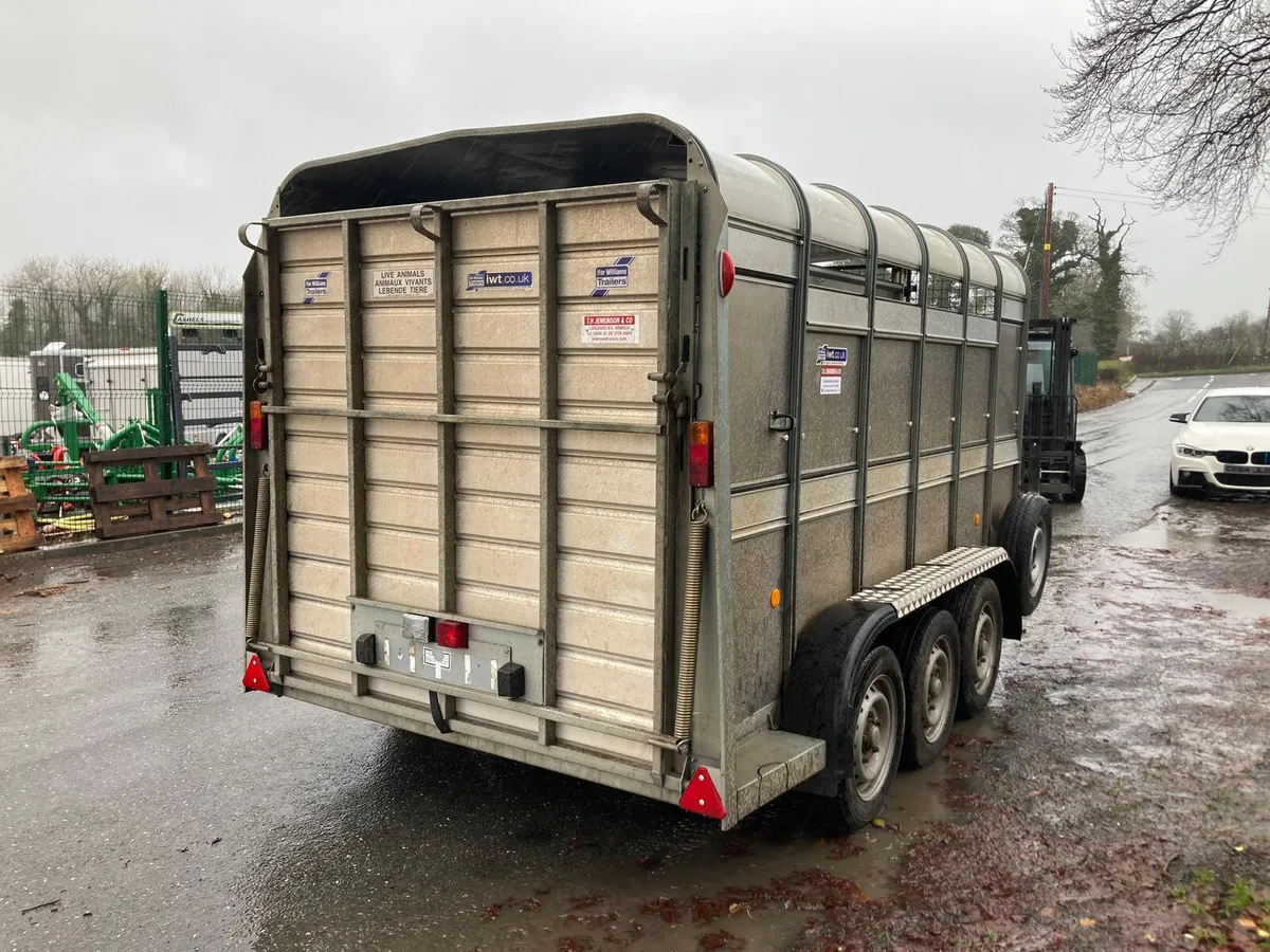 22 Ifor Williams TA510-12 (12x5’10) Cattle Trailer - Image 3