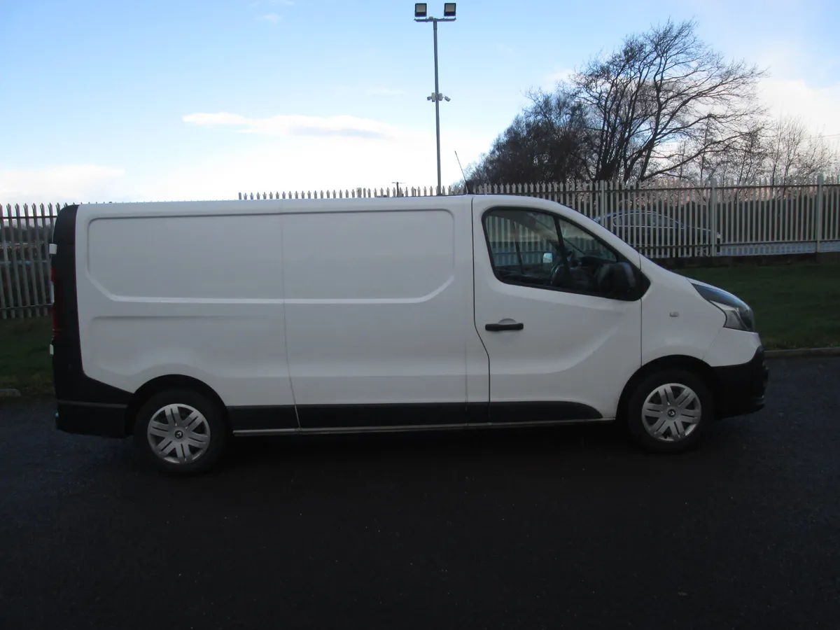 2015 Renault Trafic 1.6 Dci  Cvrt Tested 11/2026 - Image 3