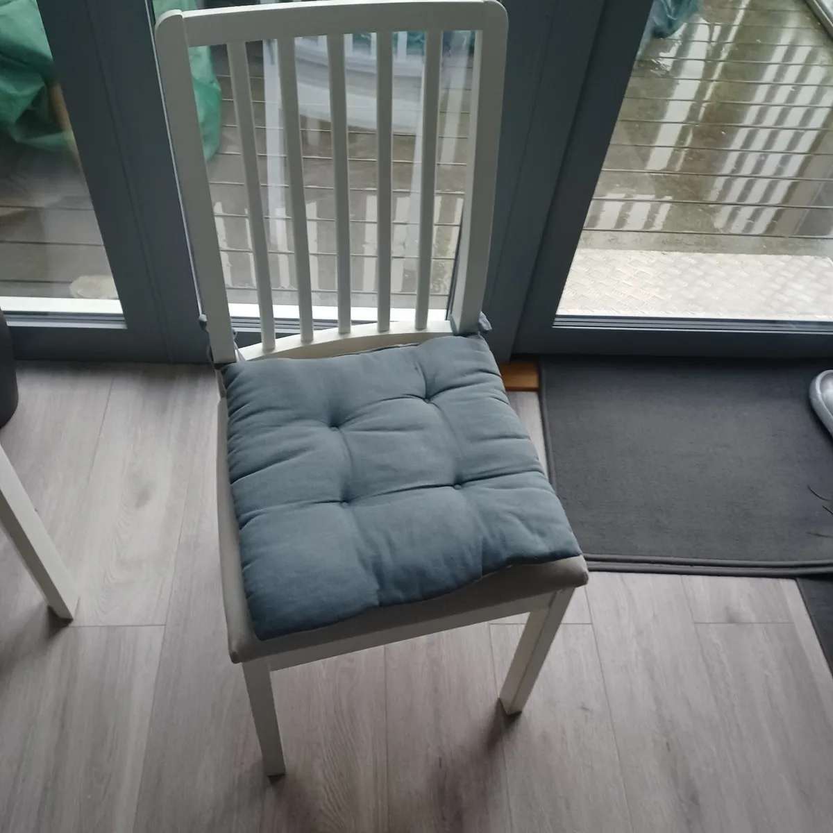 Dinning chairs - Image 1