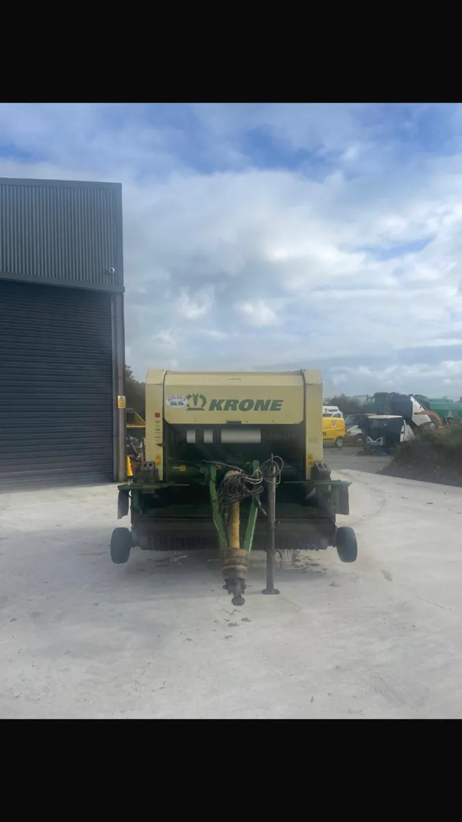 Baler and wrapper - Image 2