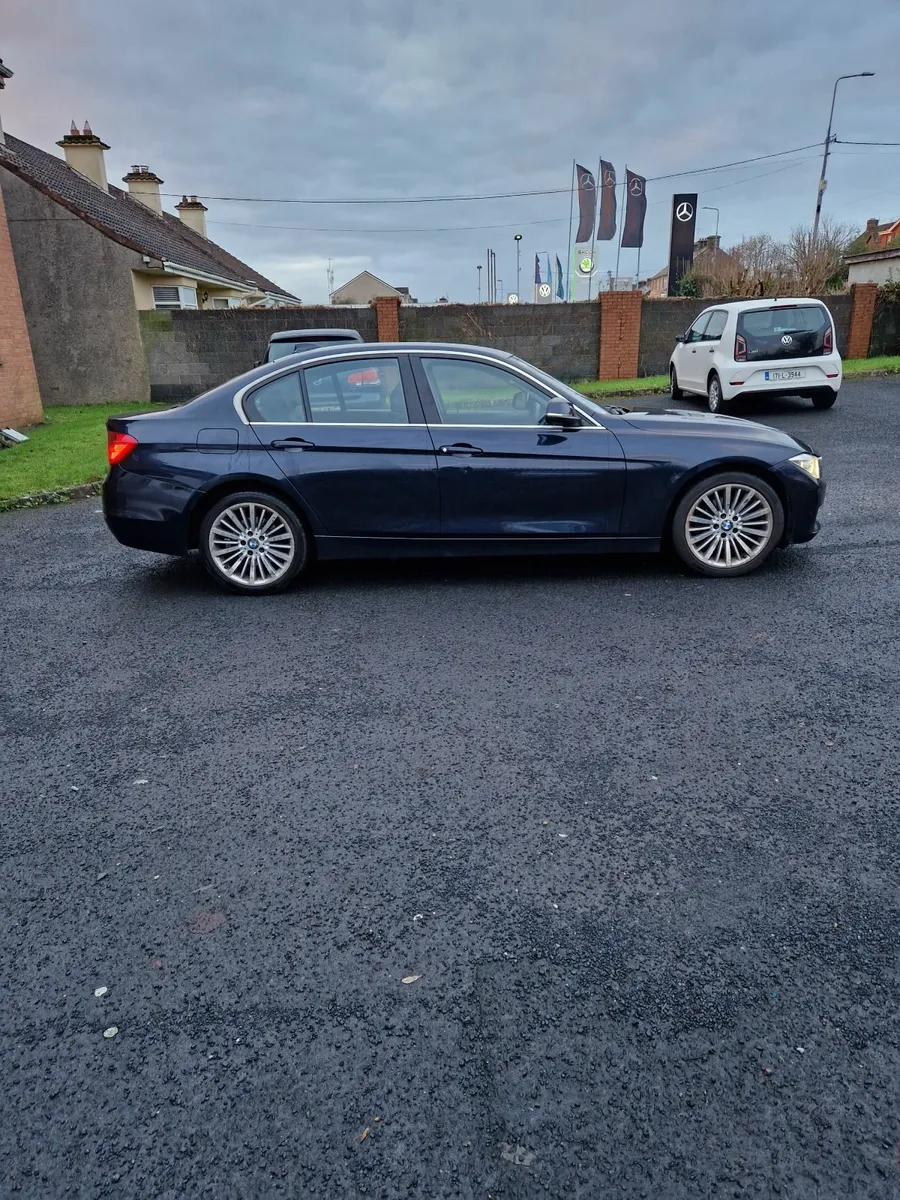 BMW 3-Series 2012 - Image 1