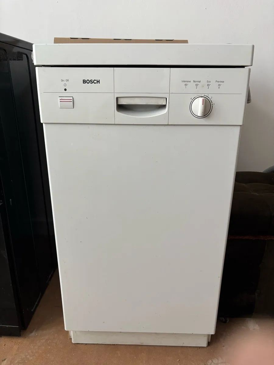 Kitchen appliances - Image 1