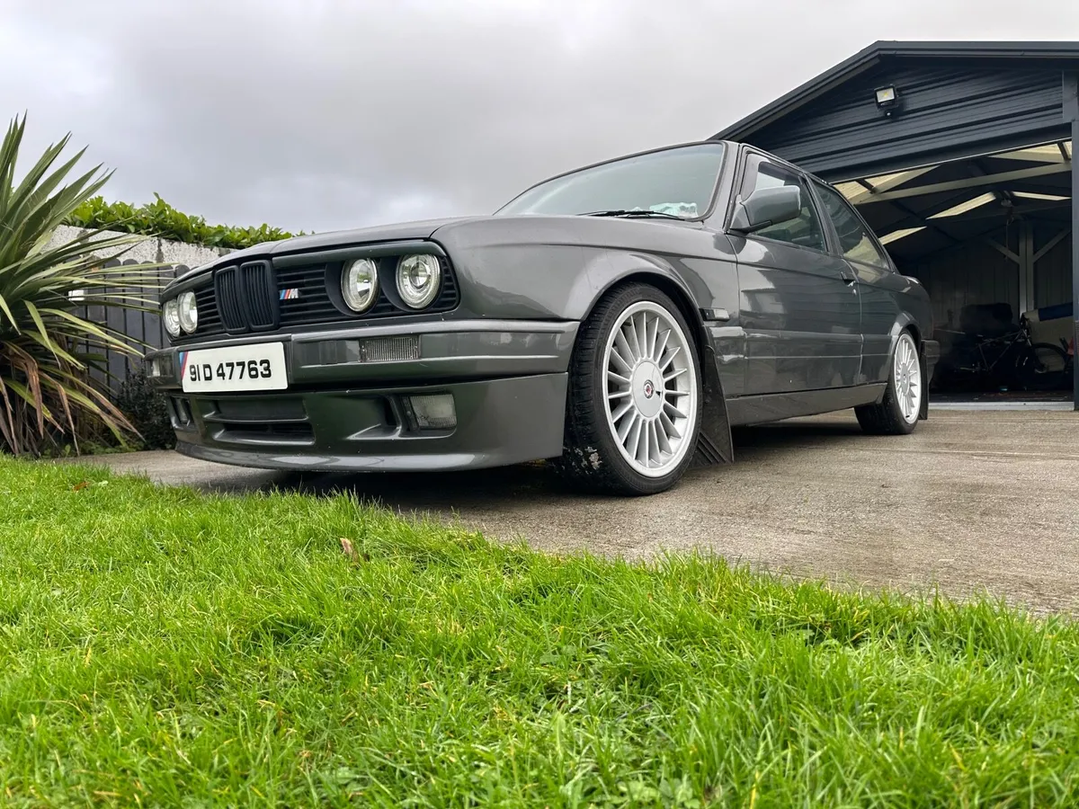 BMW E30 325i - Image 3