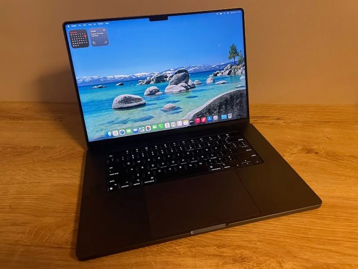 Apple MacBook Pro 16 M3 Pro 36GB RAM 512GB Black - Image 1