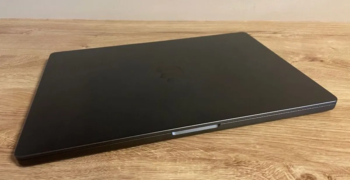 Apple MacBook Pro 16 M3 Pro 36GB RAM 512GB Black - Image 2