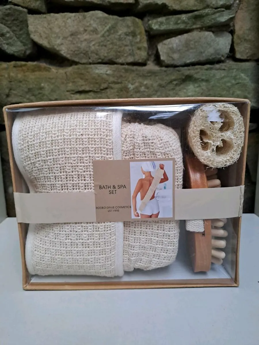 Bath and Spa set - Image 1