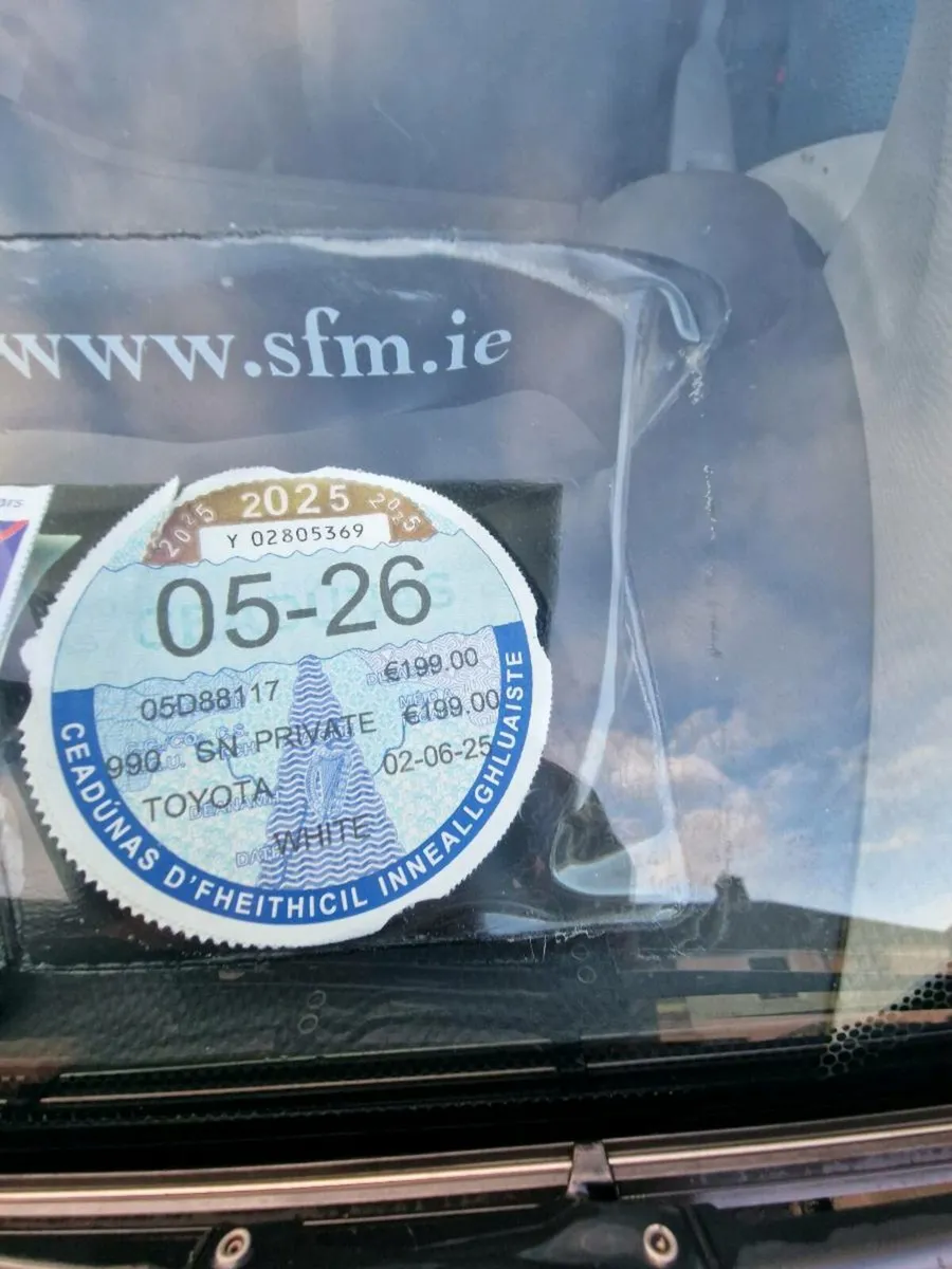 Toyota Vitz - White - Image 4