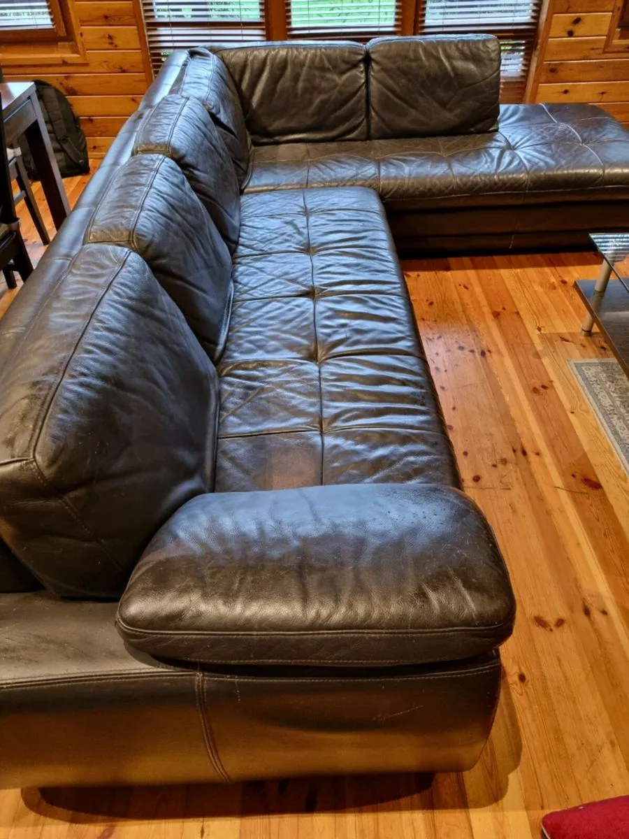 5 seater Leather Chaise Longue - Image 3