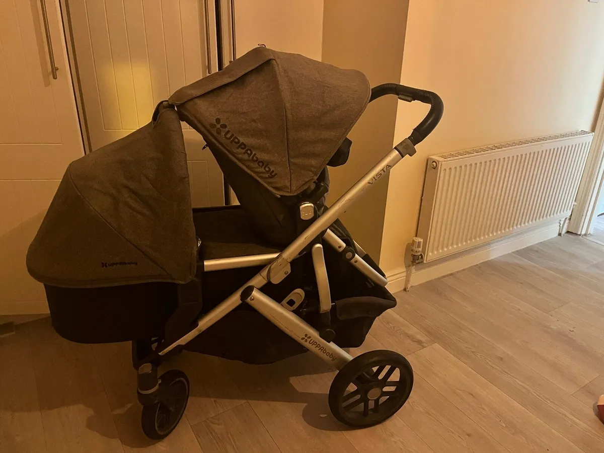 Uppababy vista V2 double buggy - Image 3