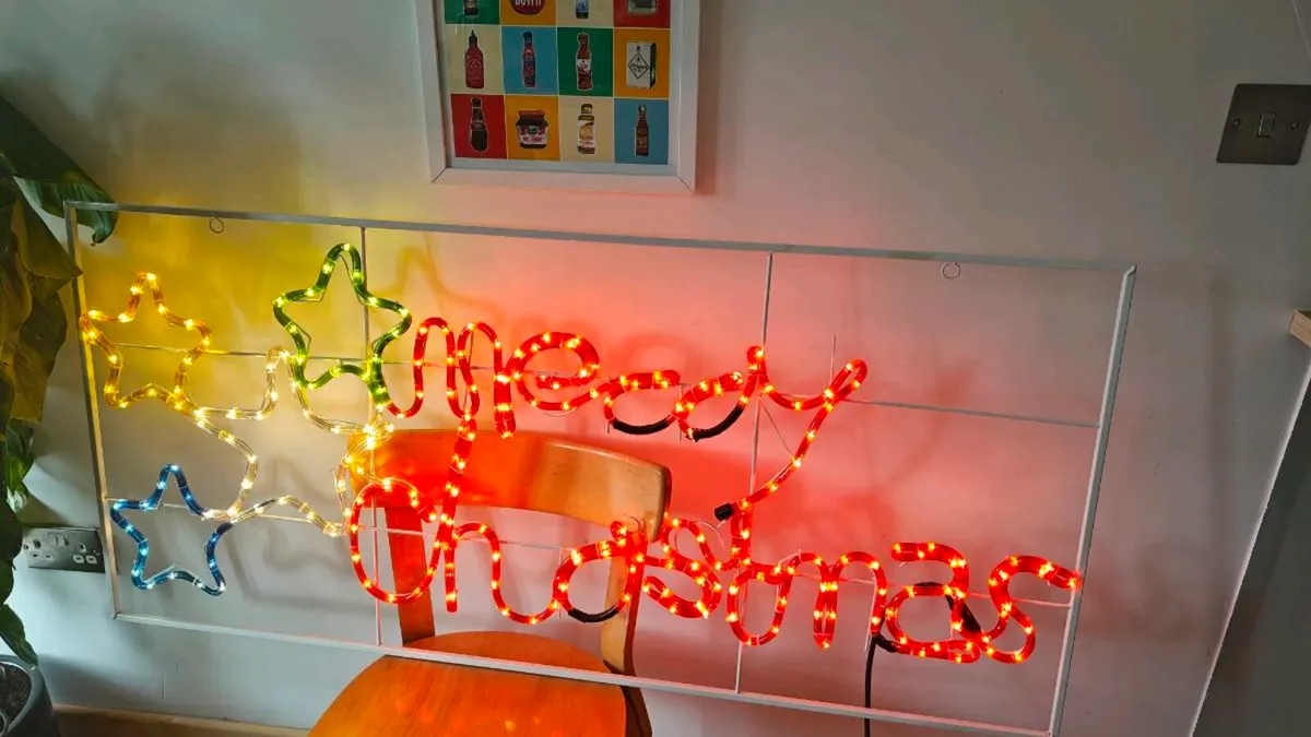 Outdoor Christmas light - Image 1