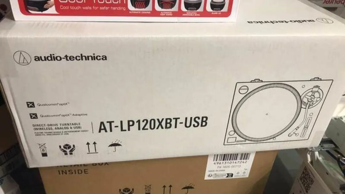 Audio Technica Turntable Bluetooth Record Player - Image 3