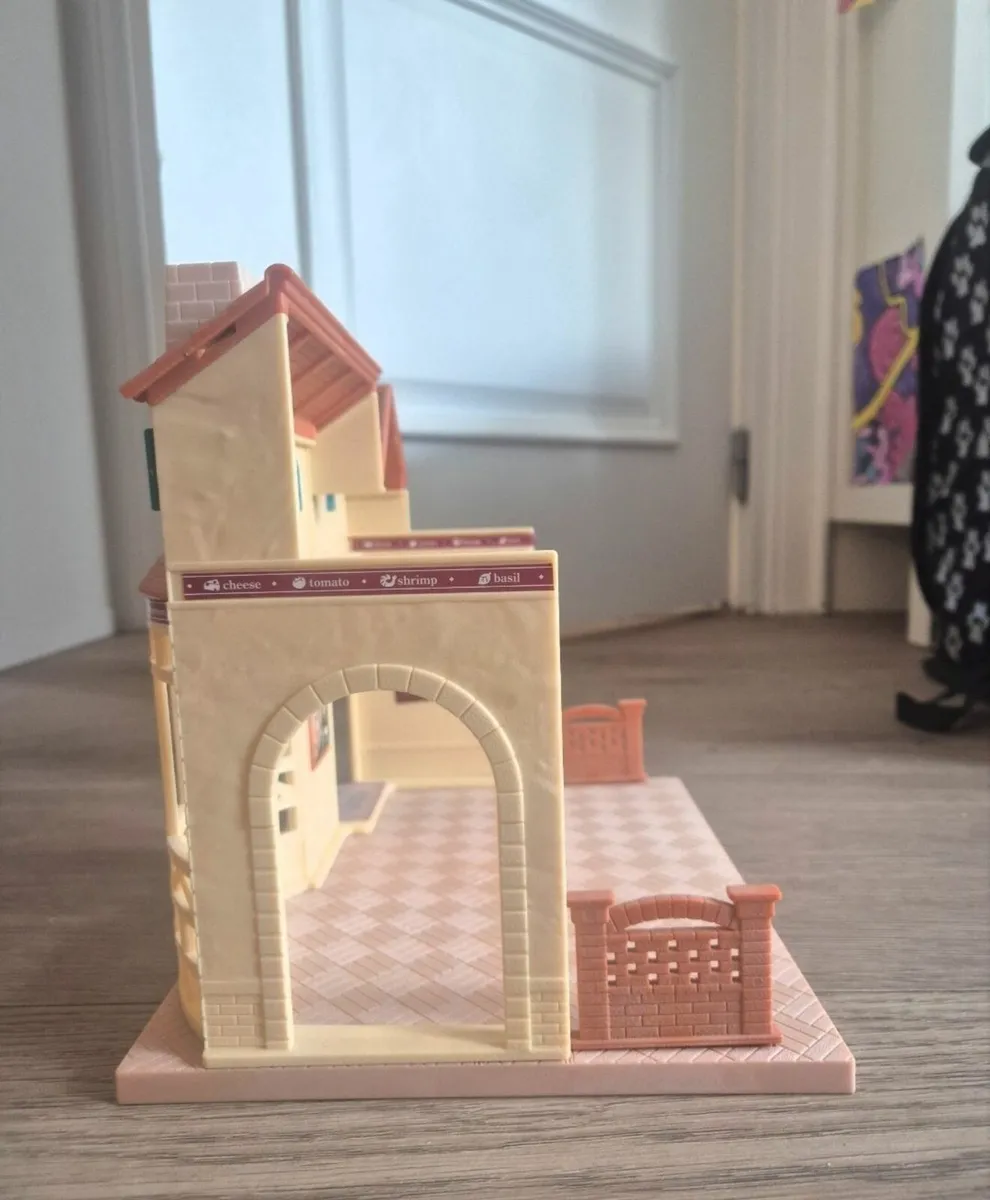 Syvalian family Pizzeria - Image 1