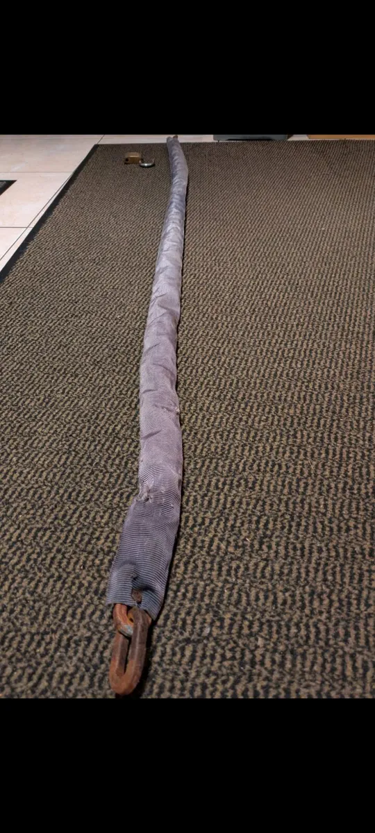 Motorbike chain and lock - Image 1