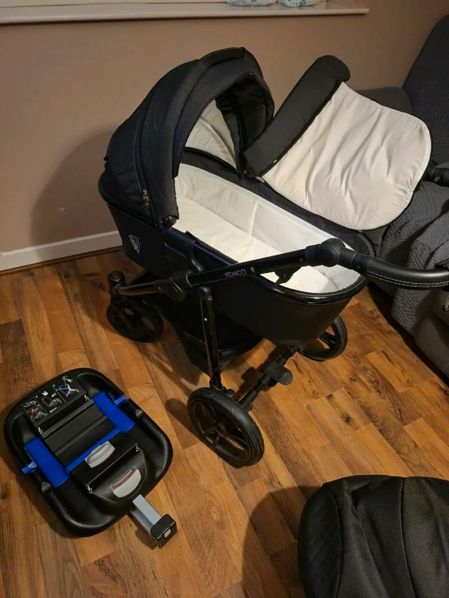 Venicci Travel System - Image 3