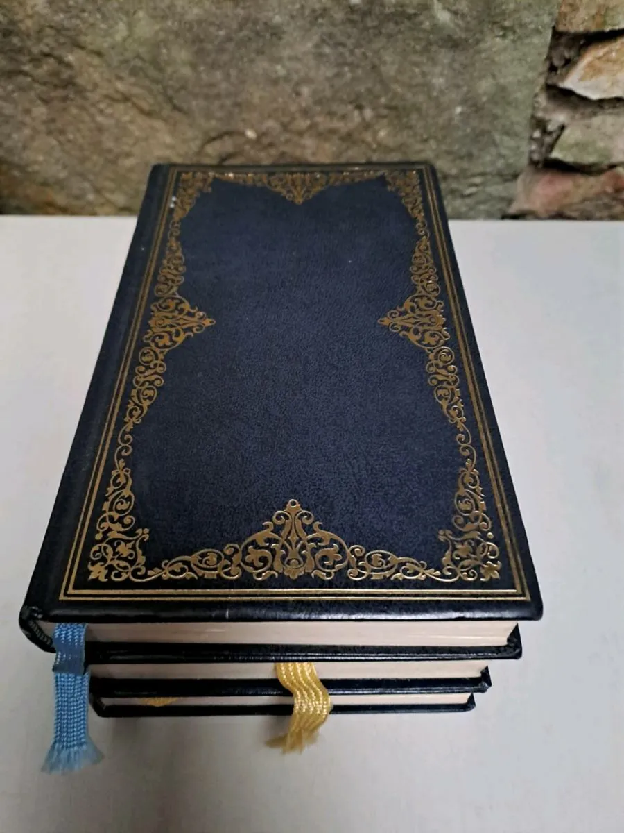 3 Blue and gold gilt books - Image 2