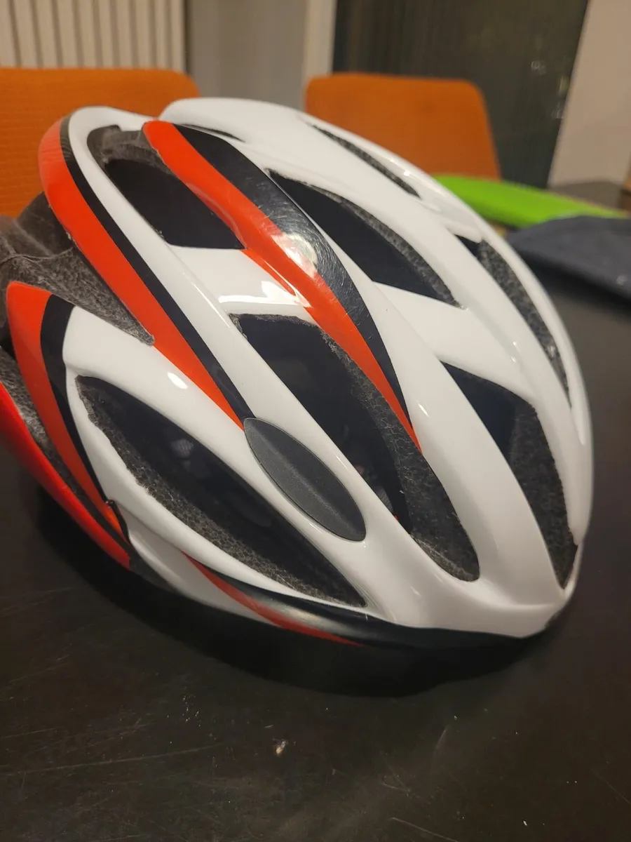 Carratec Adult Racing Bike - Excellent Condition - Image 4