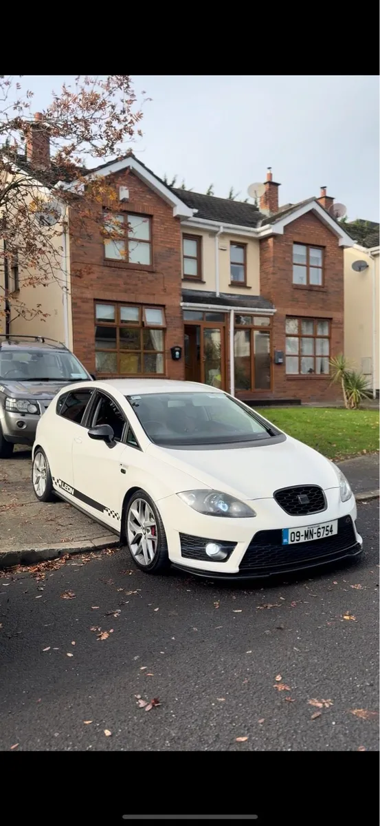 Seat Leon FR 2.0 tsi (280bhp) - Image 1