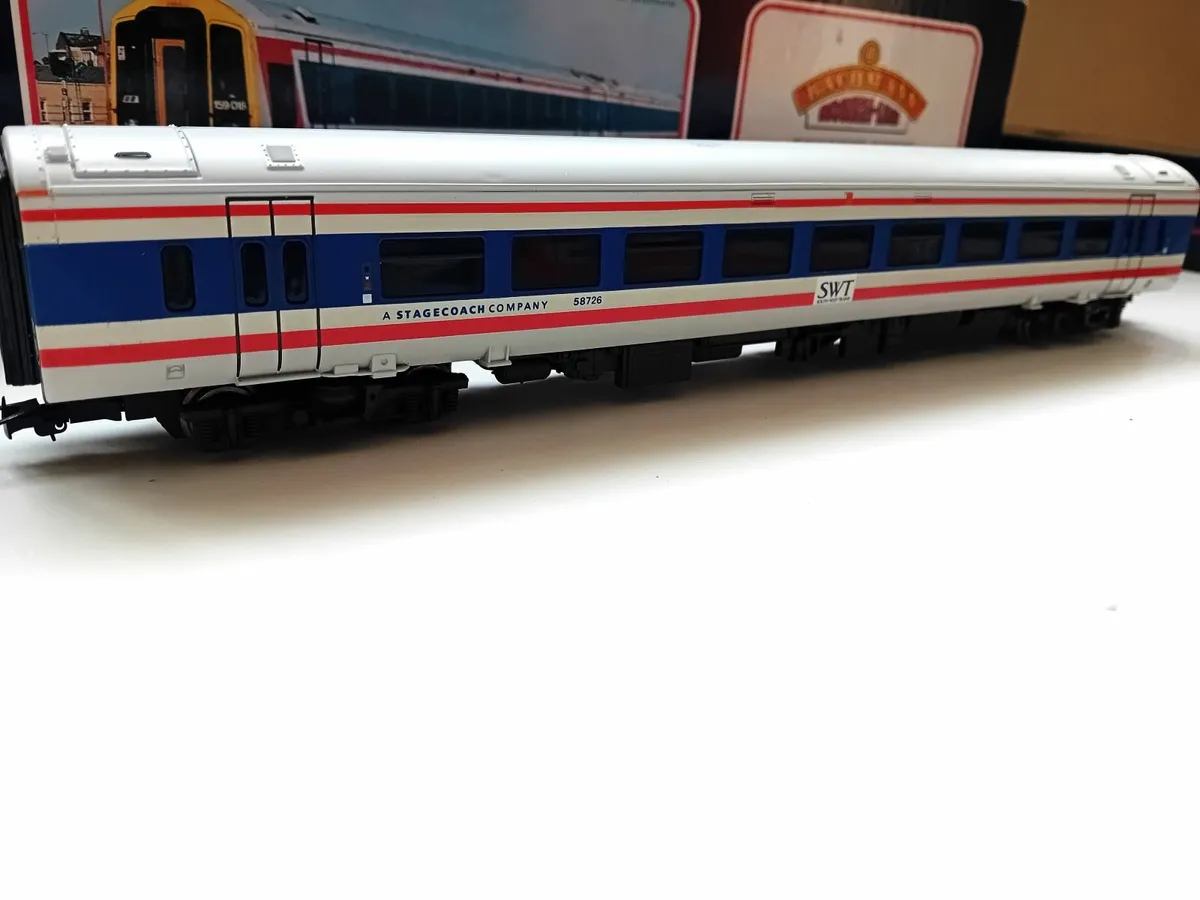 MODEL  RAILWAY   BACHMANN  159 DMU - Image 4