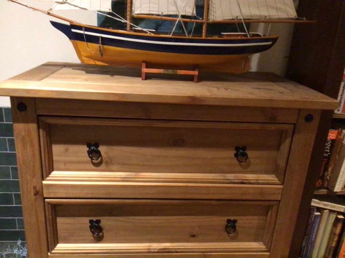 Chest of drawers - Image 2