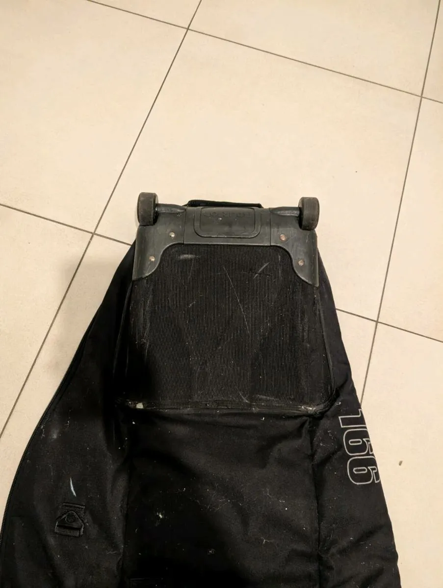 Burton Snowboard Roller Bag - Image 2