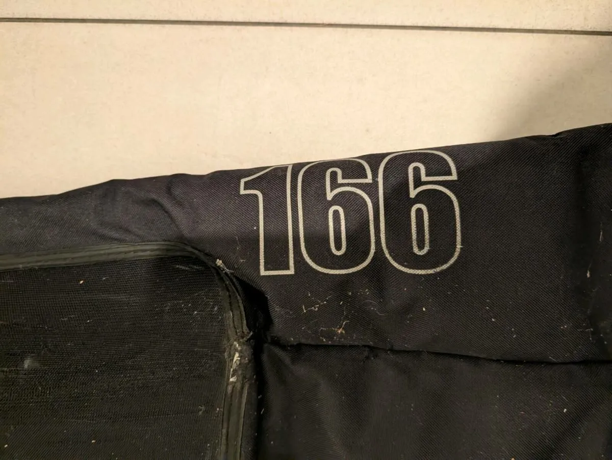 Burton Snowboard Roller Bag - Image 3