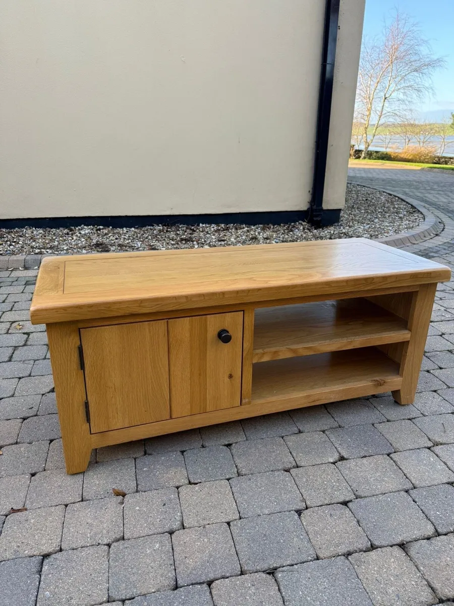 Oak TV unit - Image 3