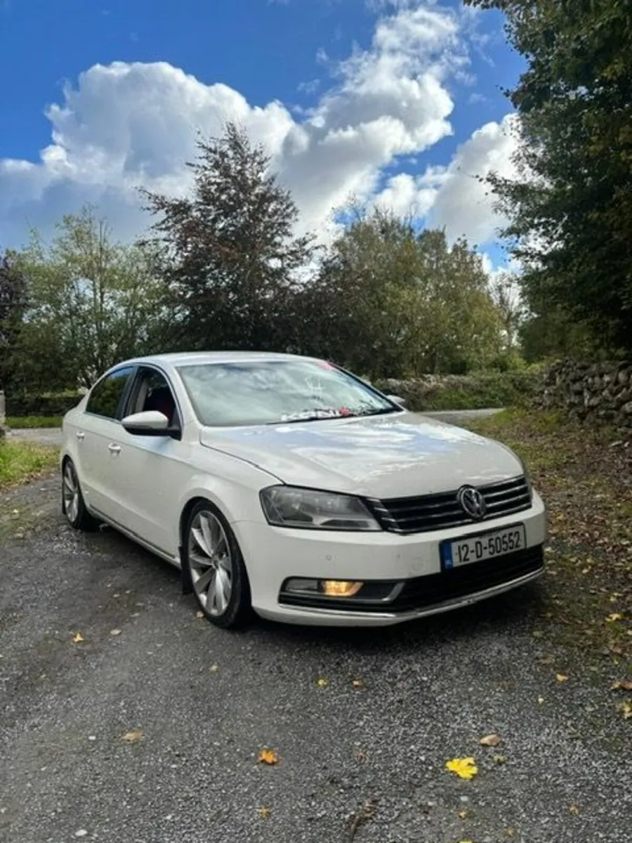 Volkswagen Passat 2012 - Image 4