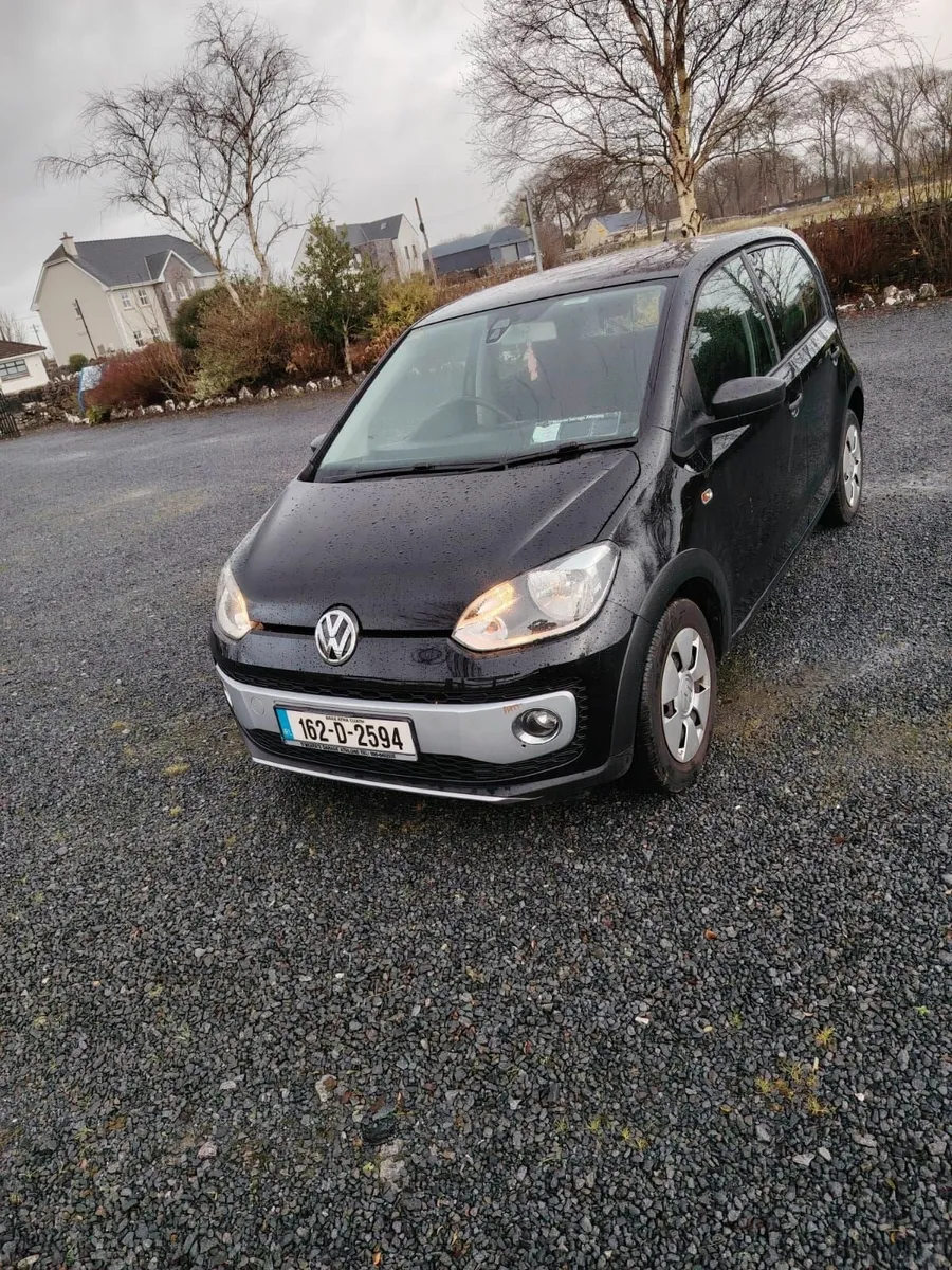 Volkswagen up! 2016 - Image 1