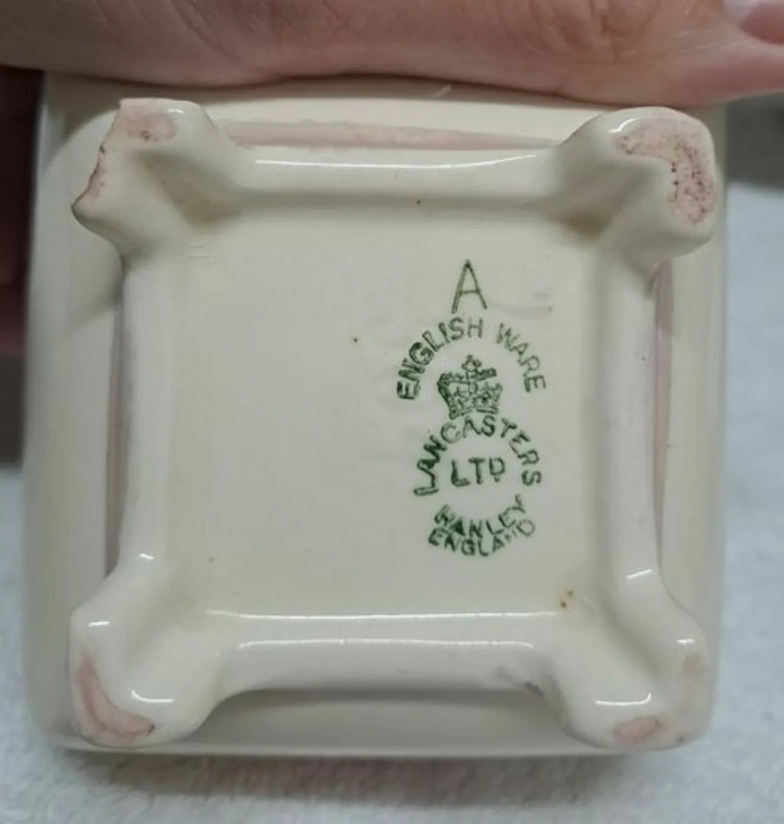 Lancasters jam pot with lid - Image 3