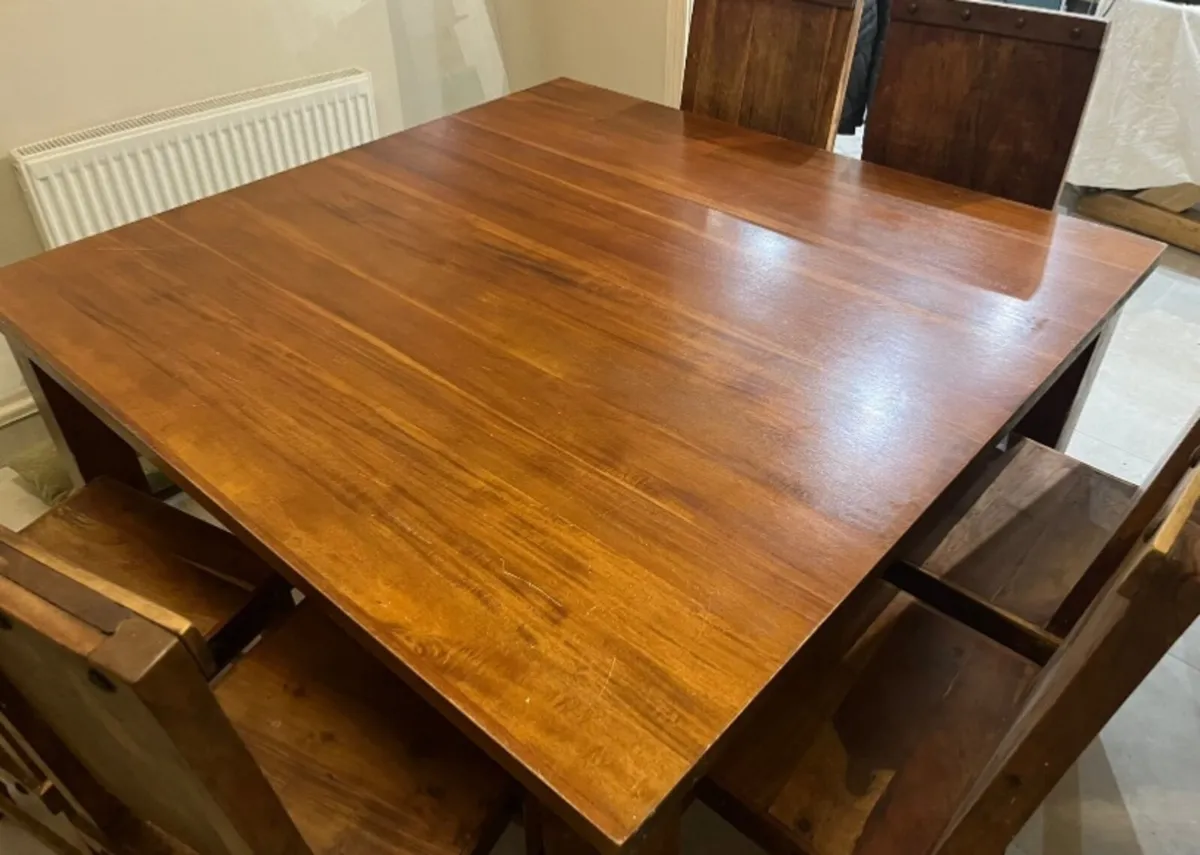 Dining Table & 6 chairs  + glass top - Image 1
