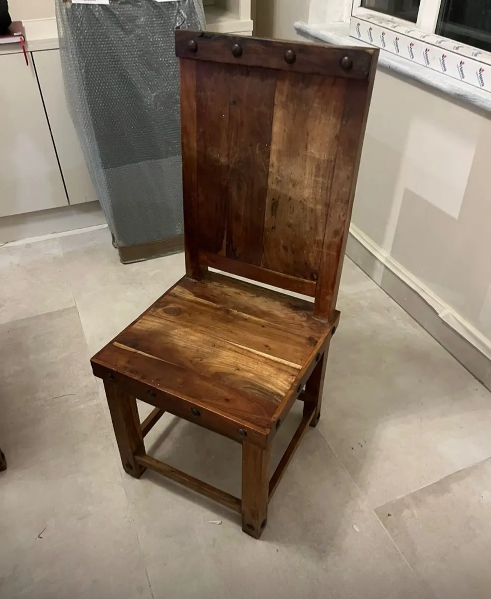 Dining Table & 6 chairs  + glass top - Image 4