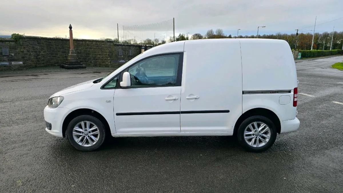 132 Vw Caddy 1.6 diesel manual - Image 4