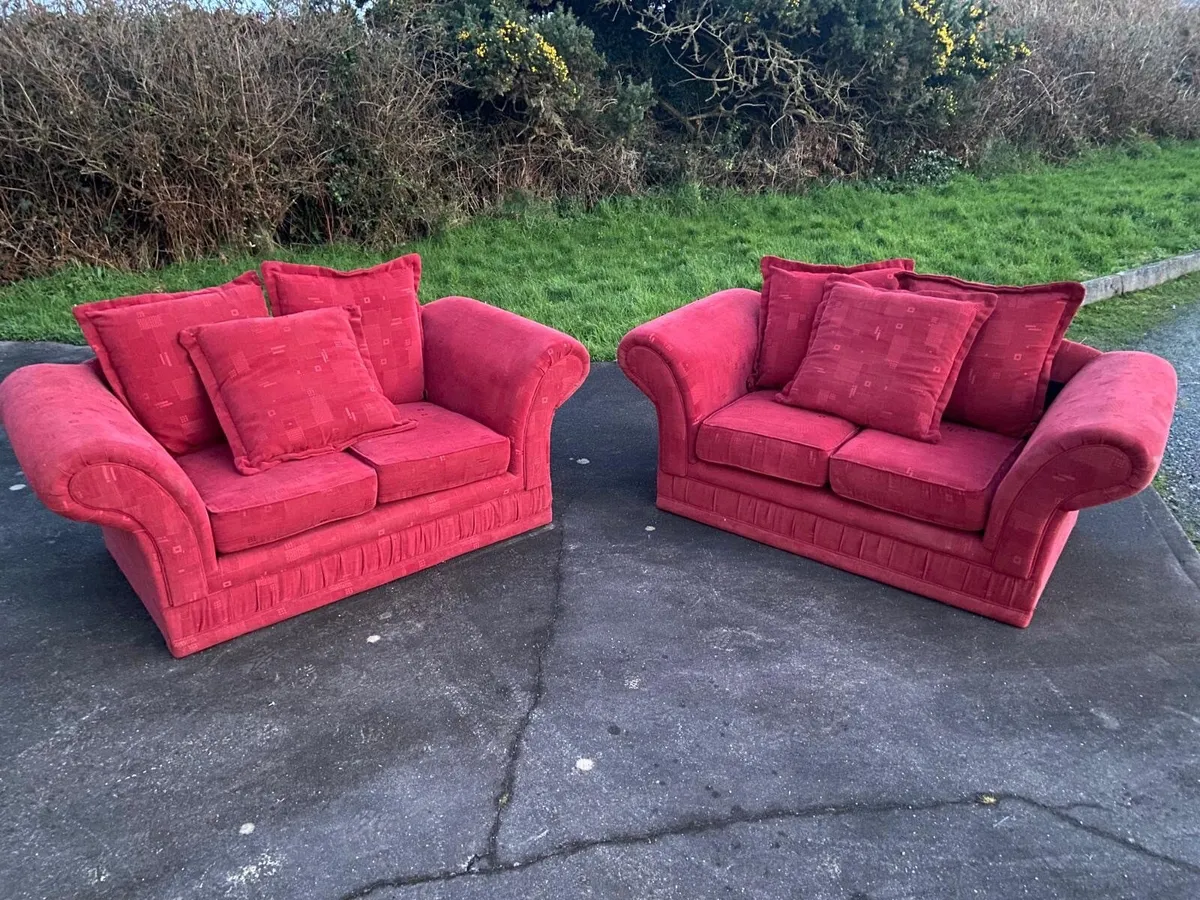 Pair of couches - Image 3