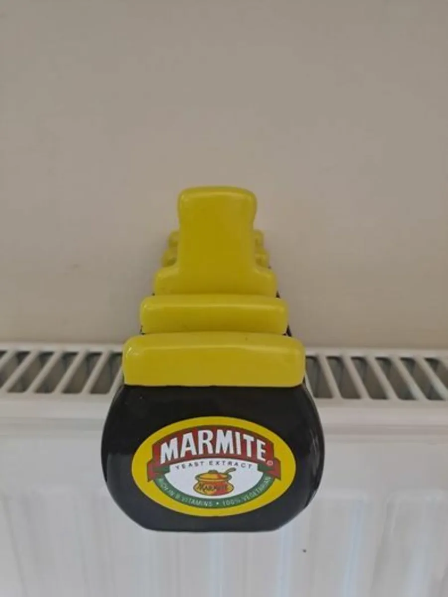 Marmite 4 slice toast rack - Image 2