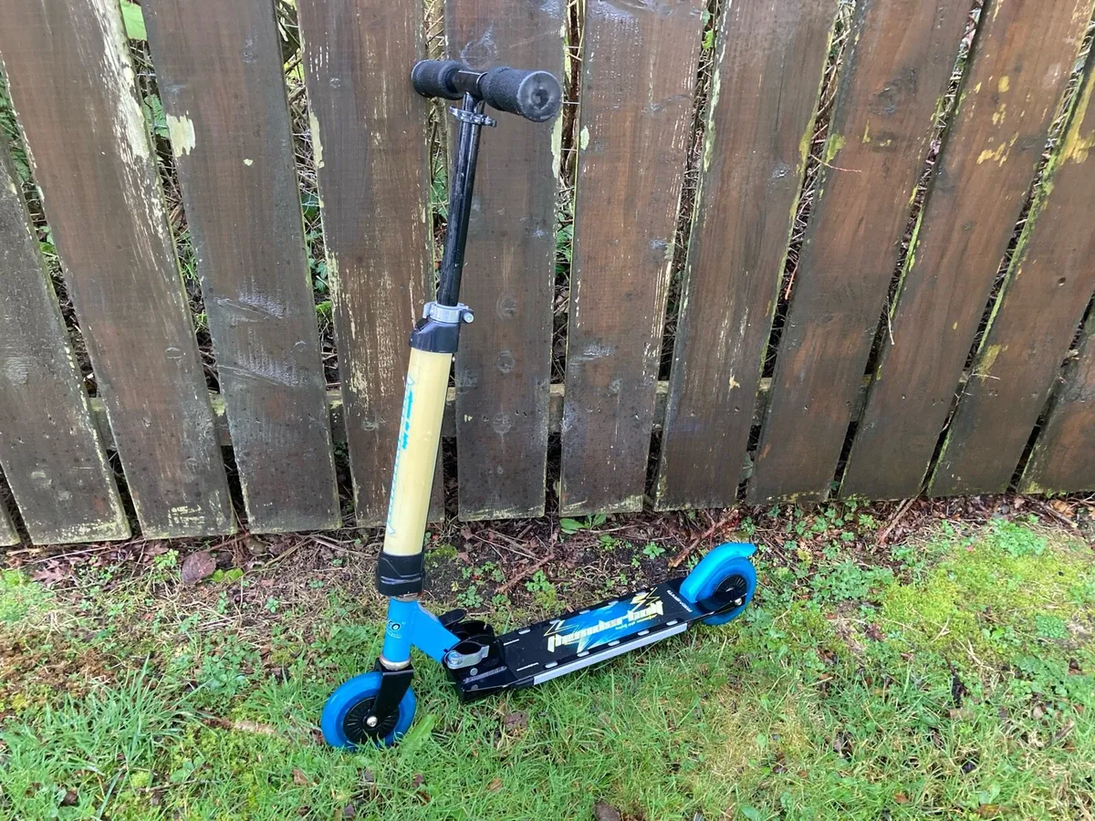 Scooter - Image 2