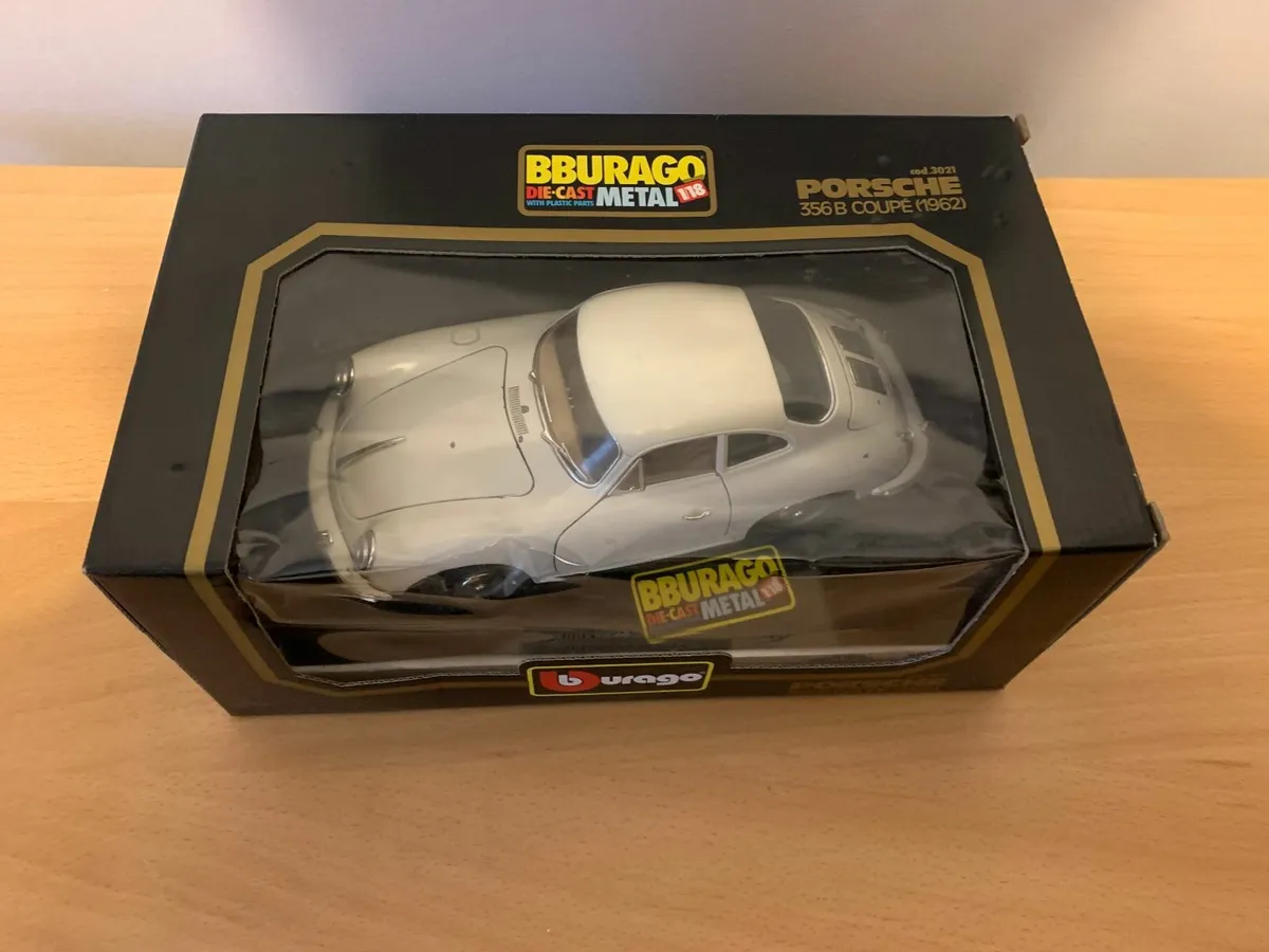 1962 Porsche 356 B Coupe 1/18 Burago Model Car - Image 3