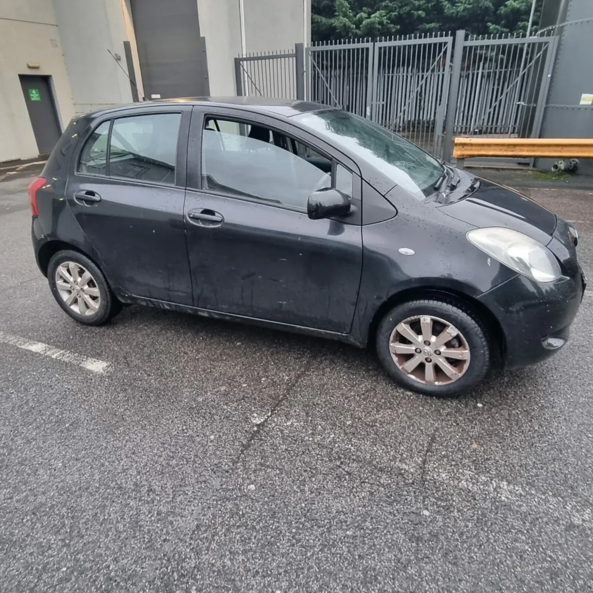 09  TOYOTA YARIS FOR SALE 1.0 LITRE  NEW NCT - Image 4