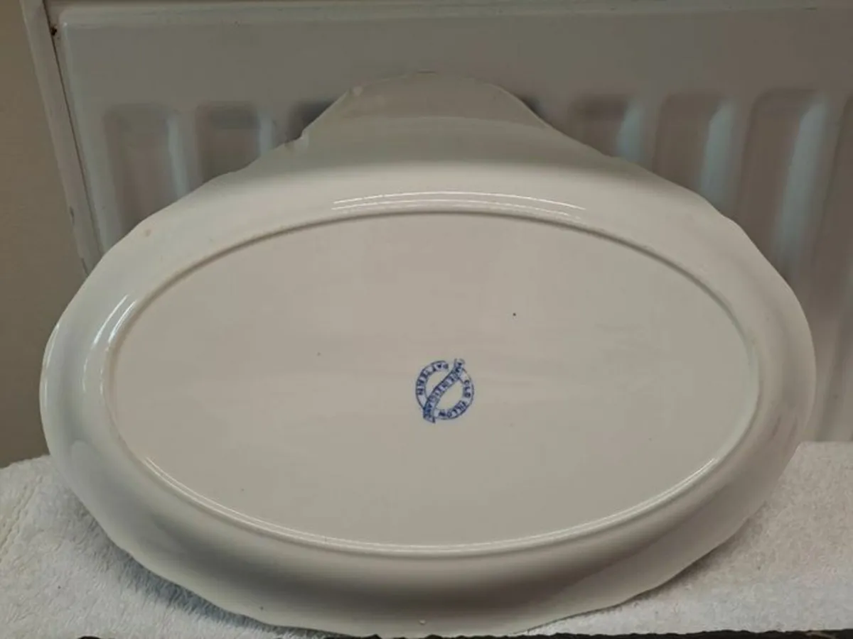 Oval old willow blue serving platter - Image 2