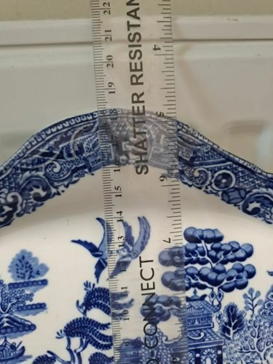 Oval old willow blue serving platter - Image 4