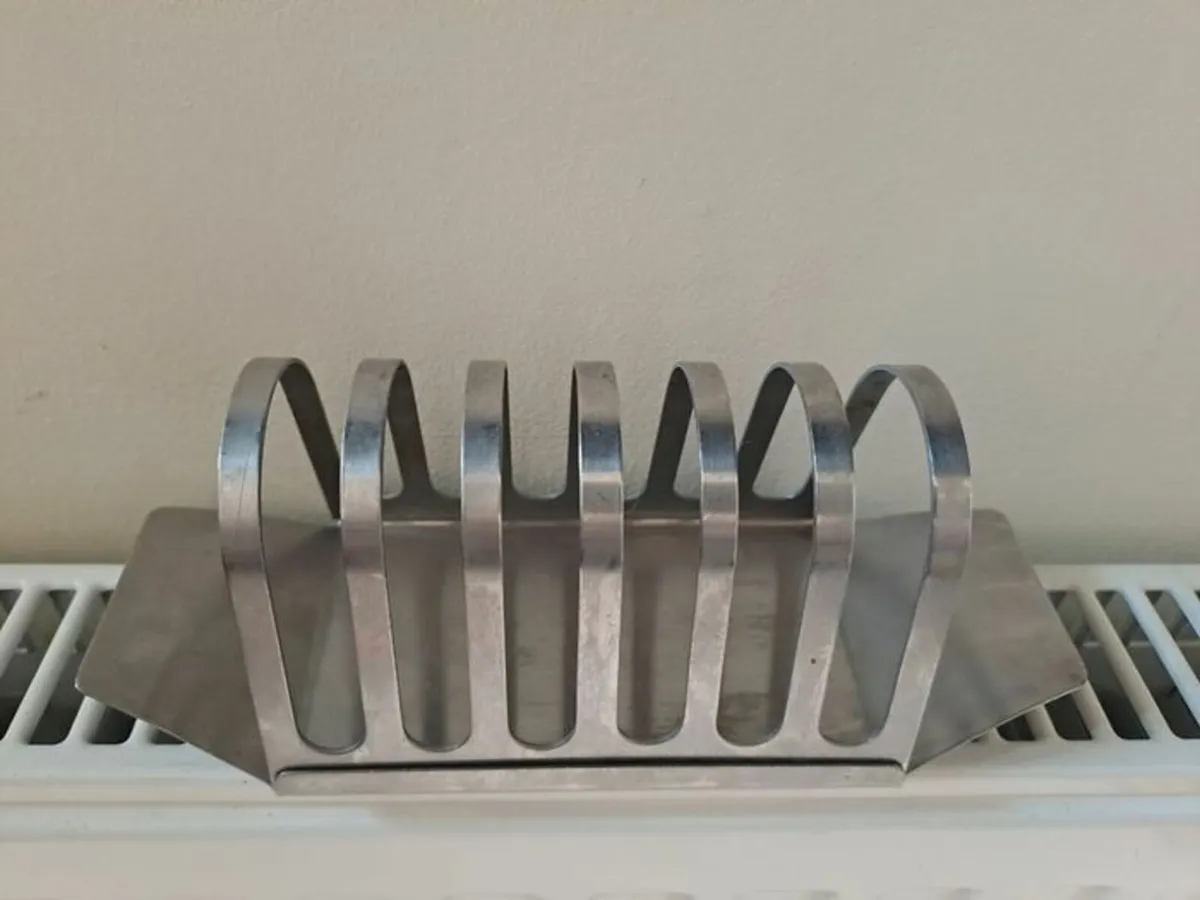 Vintage 6 slice toast rack - Image 1