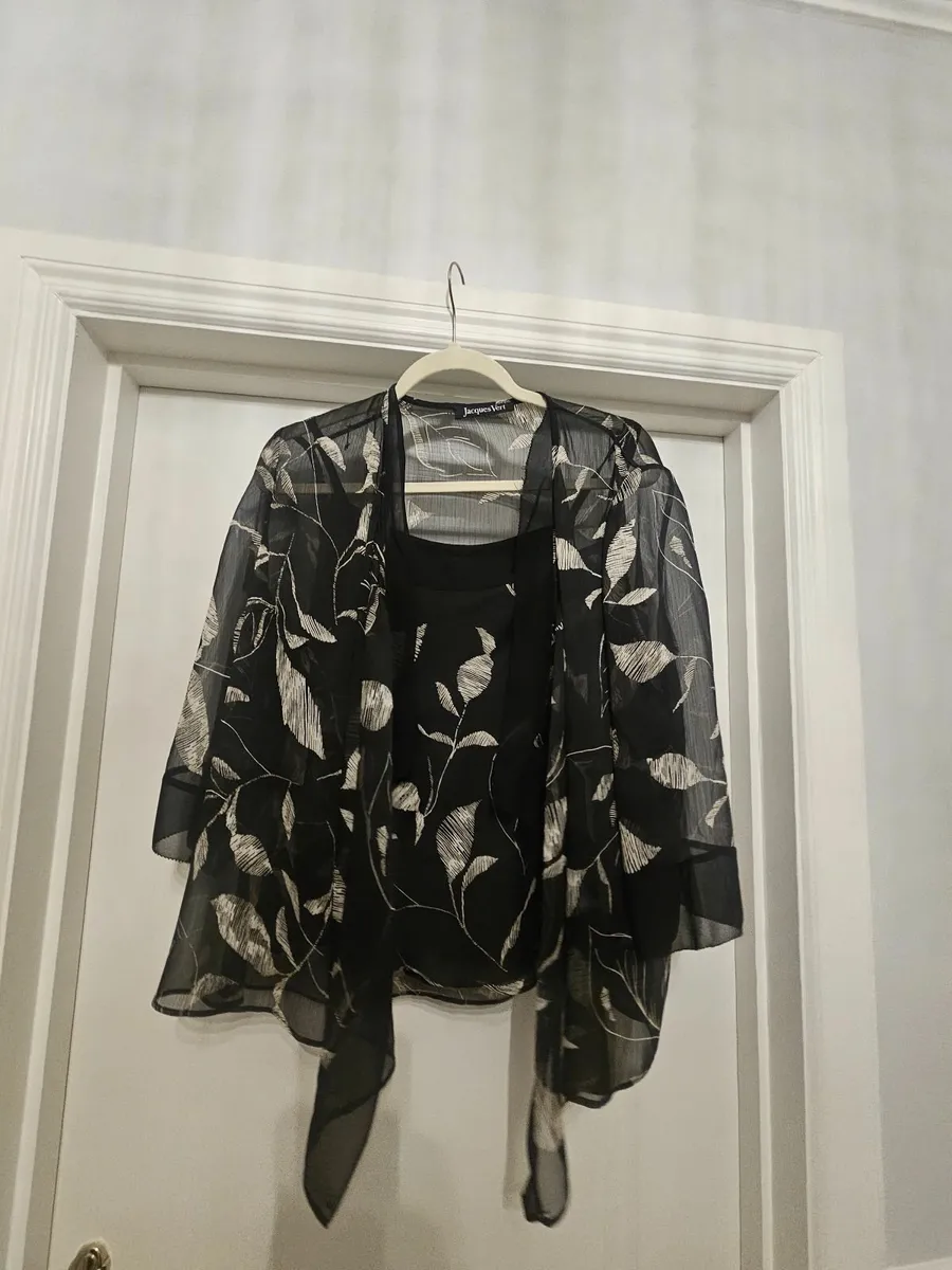 Black and silver top - Image 2