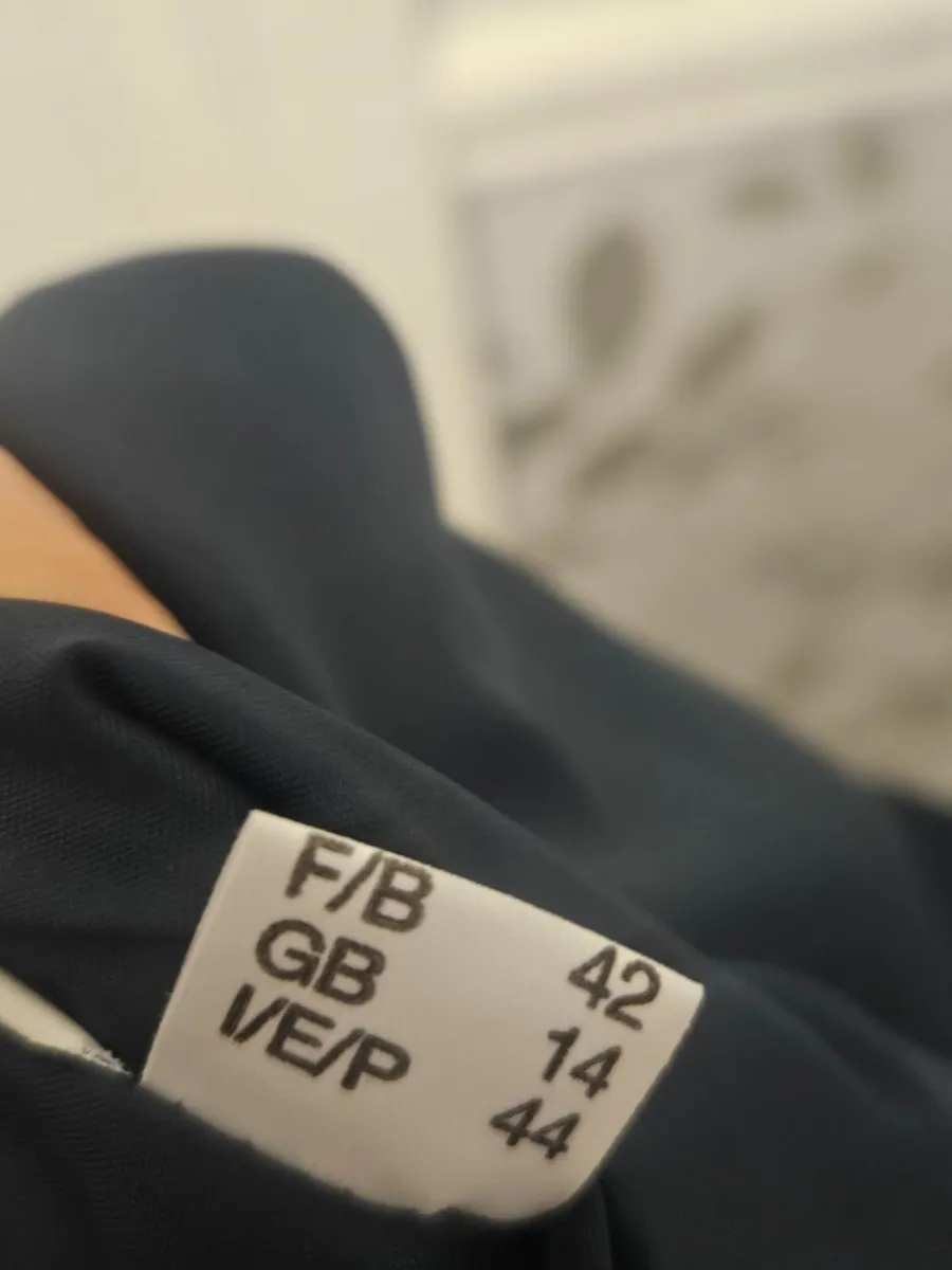 Navy and blue gelco blazer - Image 1