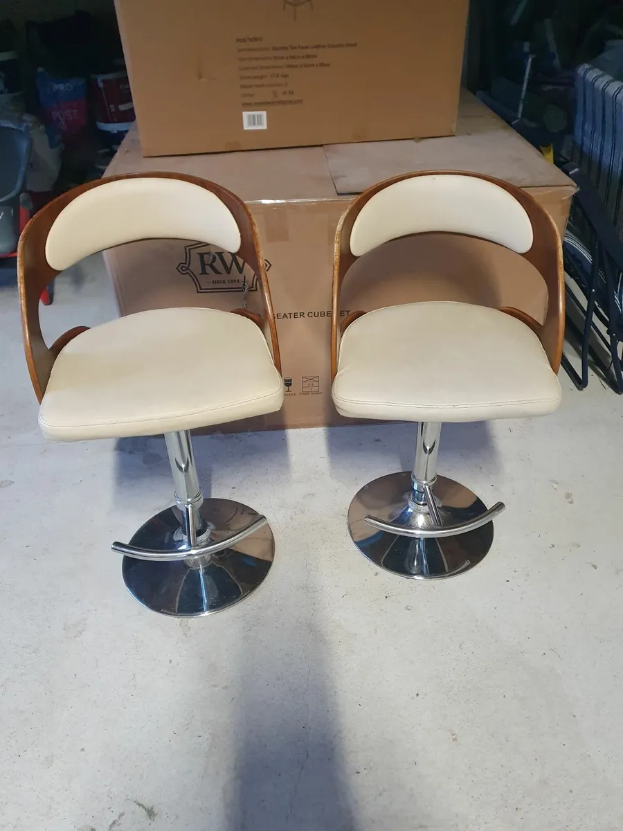 kitchen stools