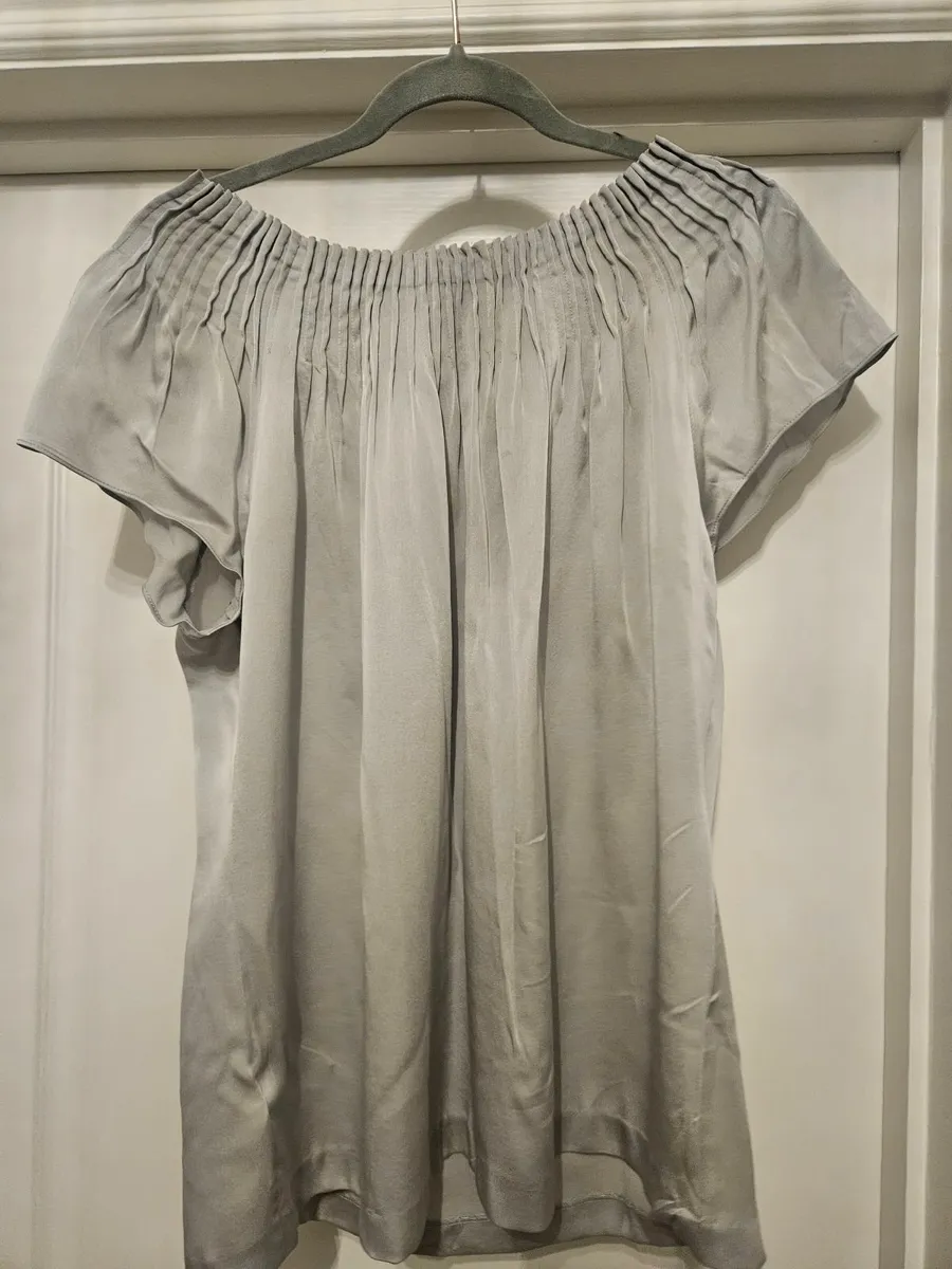 Satin gold top - Image 1