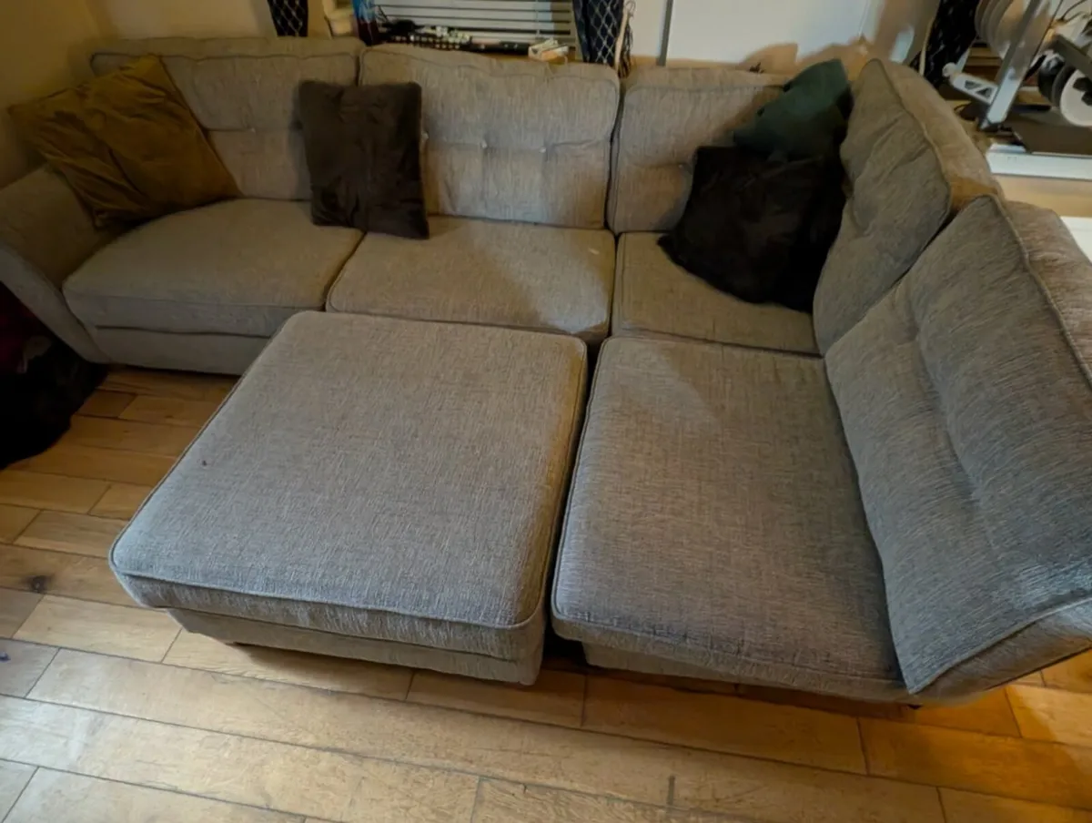 L Shaped Corner Couch left hand facing - Image 1