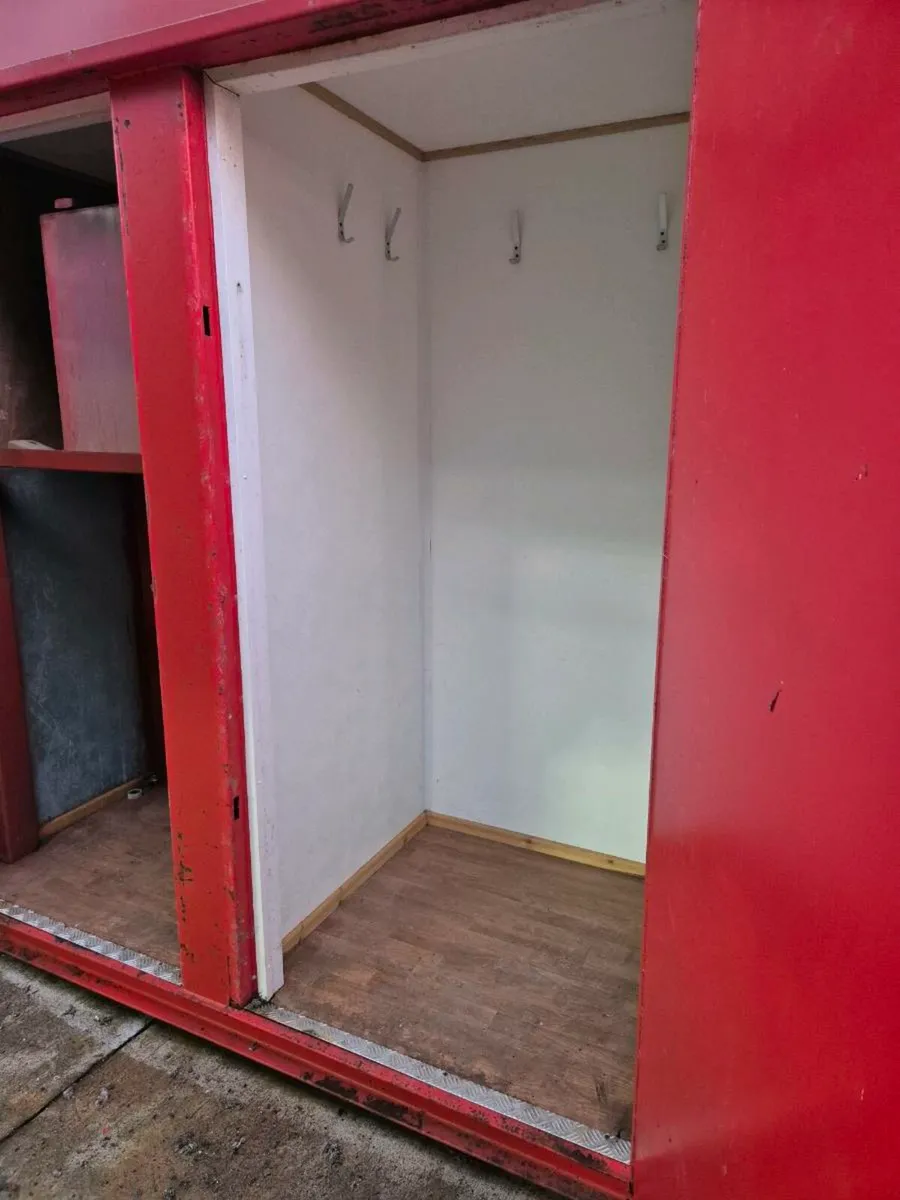 Container office - Image 4